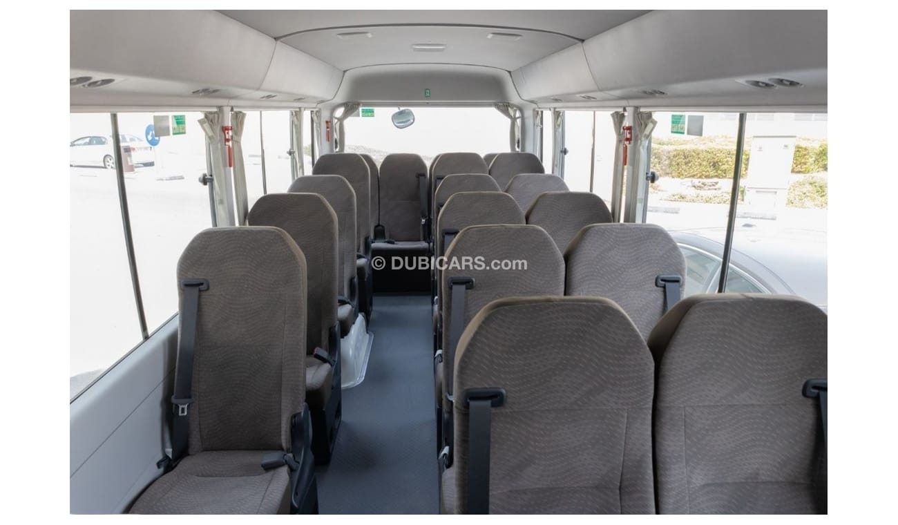 تويوتا كوستر 2023 Toyota Coaster 4.2L 23 Seats + 3 Point Seat Belt + Auto Pass. Door + Door Step Light