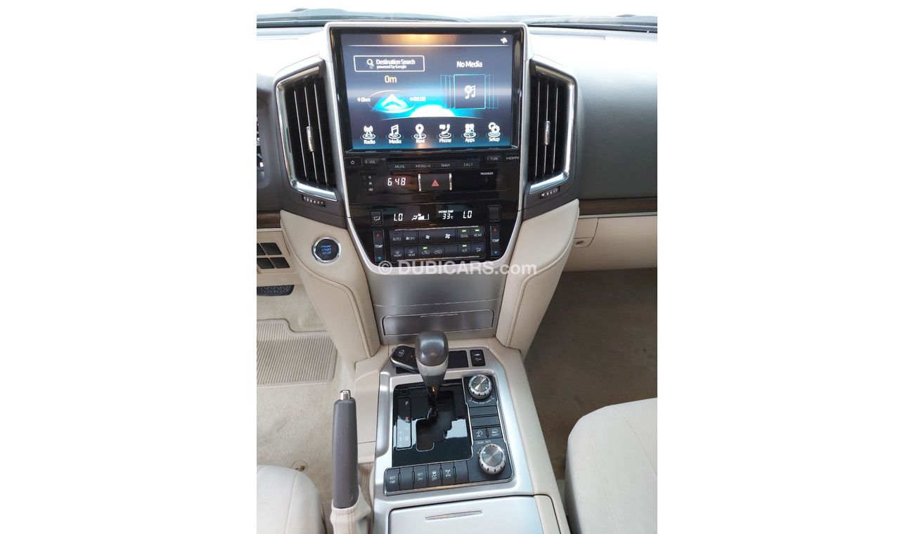 Toyota Land Cruiser GXR1