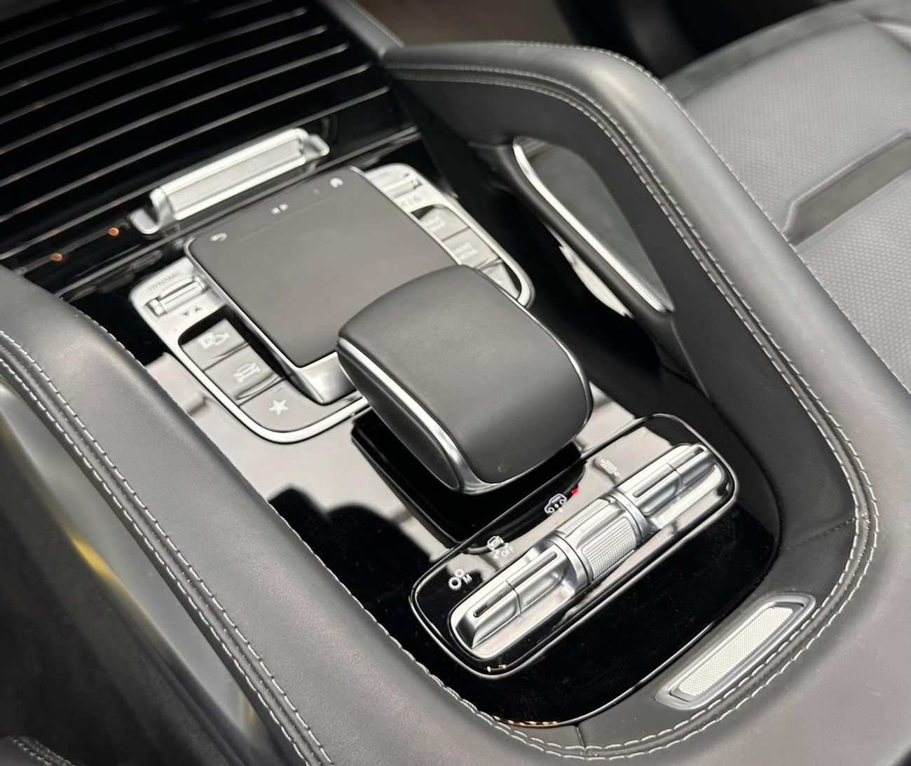 Mercedes-Benz GLE 53 AMG 2022 Mercedes-Benz GLE 53 AMG 4MATIC+, 1 Year Warranty Unlimited Km, Full Service History