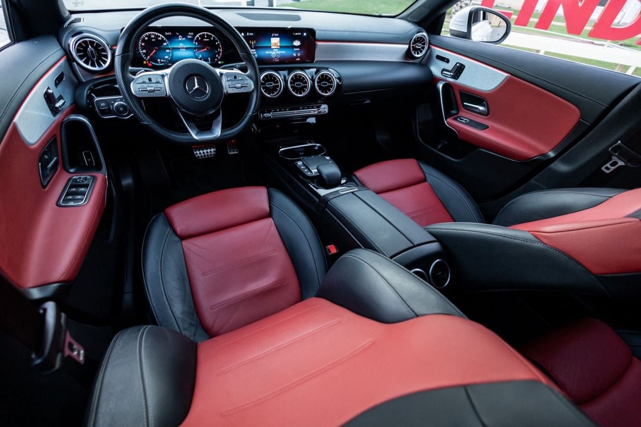 مرسيدس بنز CLA 250 Premium 2.0L