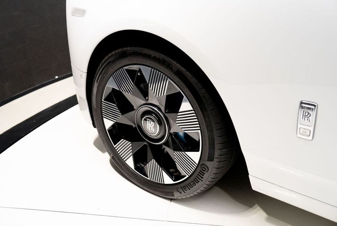 Rolls-Royce Phantom EWB 6.8L