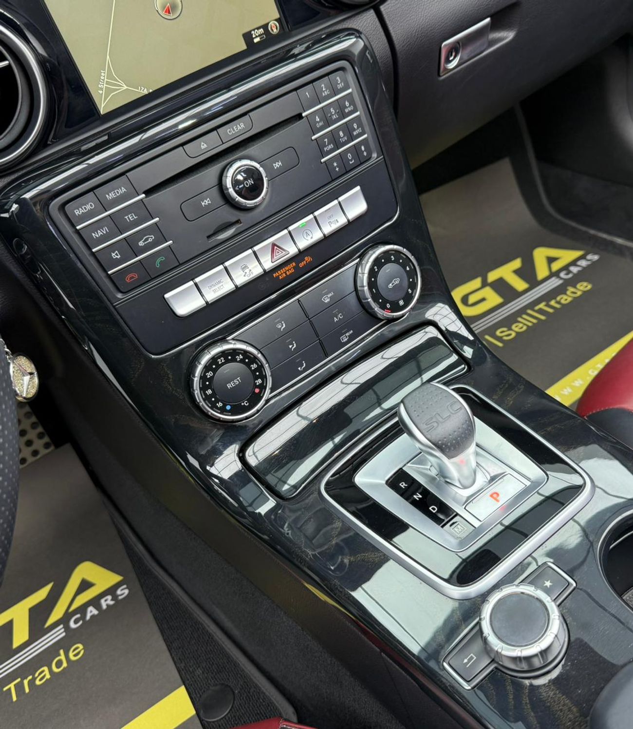 Mercedes-Benz SLC 200 2020 Mercedes SLC 200, 2025 MB Warranty, Full MB Service History, Excellent Condition, GCC