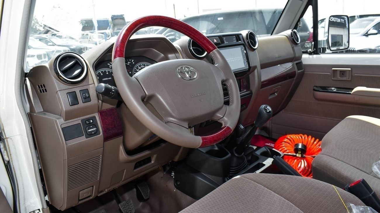 Toyota Land Cruiser Pick Up TOYOTA LAND CRUISER PICK-UP 4.0L V6 PETROL 2022