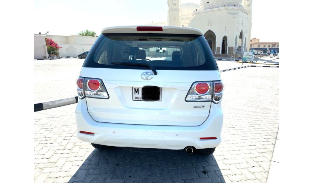 Toyota Fortuner 2014 EXR Gulf specs low mileage agency service history 4x4 drive