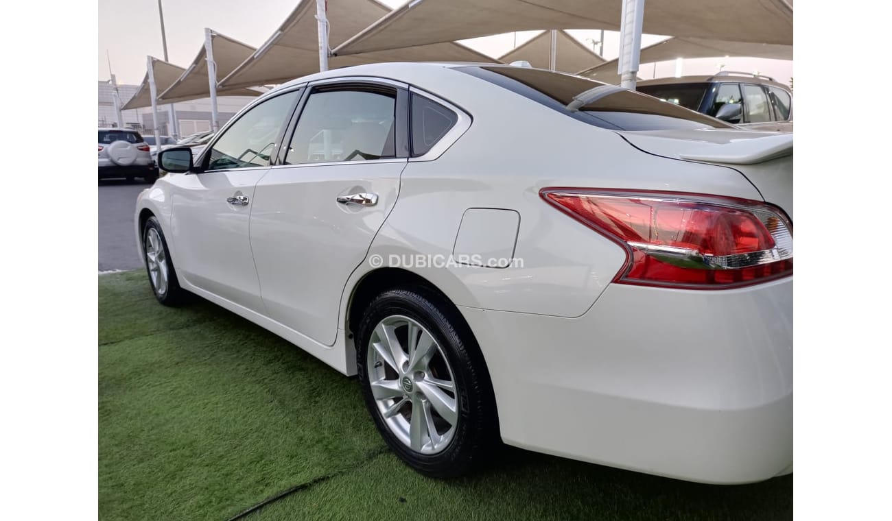 Nissan Altima Nissan Altima 2013 model white color inside beige ward number 1 fingerprint slot leather alloy wheel