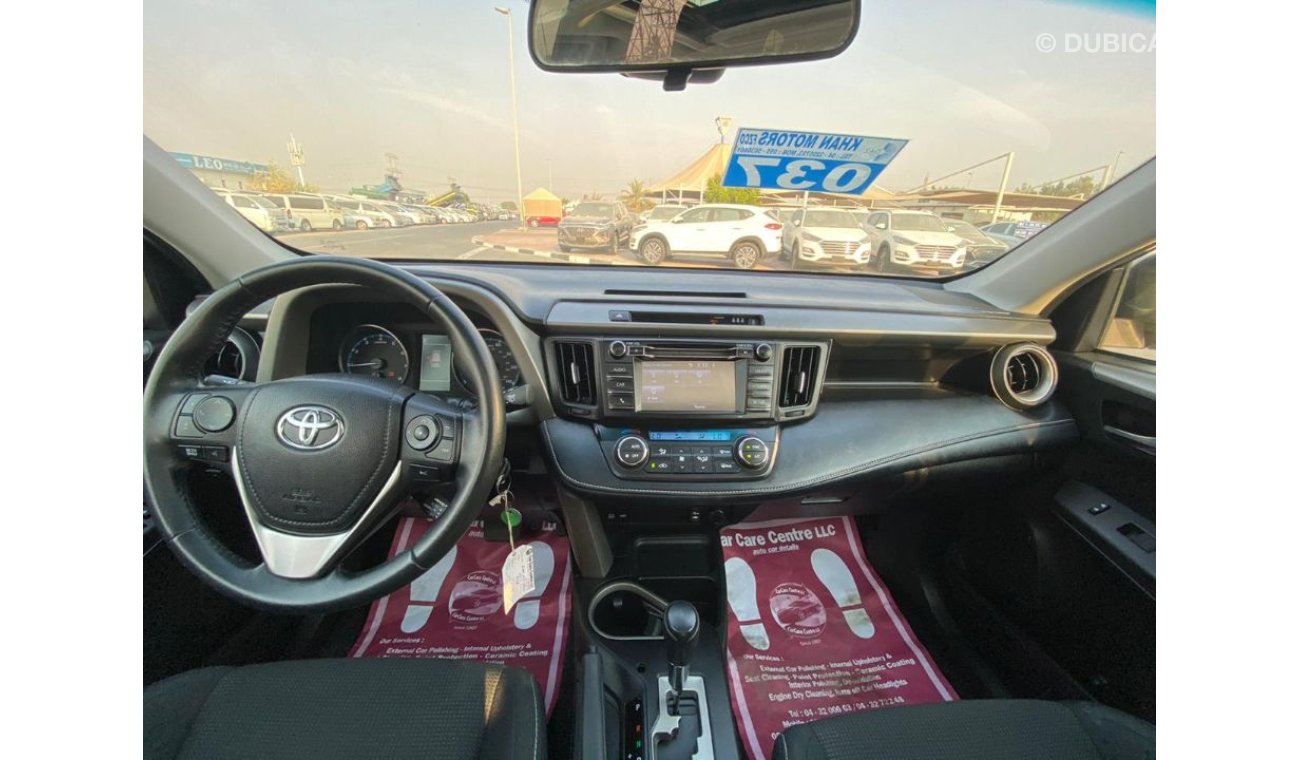 Toyota RAV4 XLE 2.5L V4 2018 AMERICAN SPECIFICATION