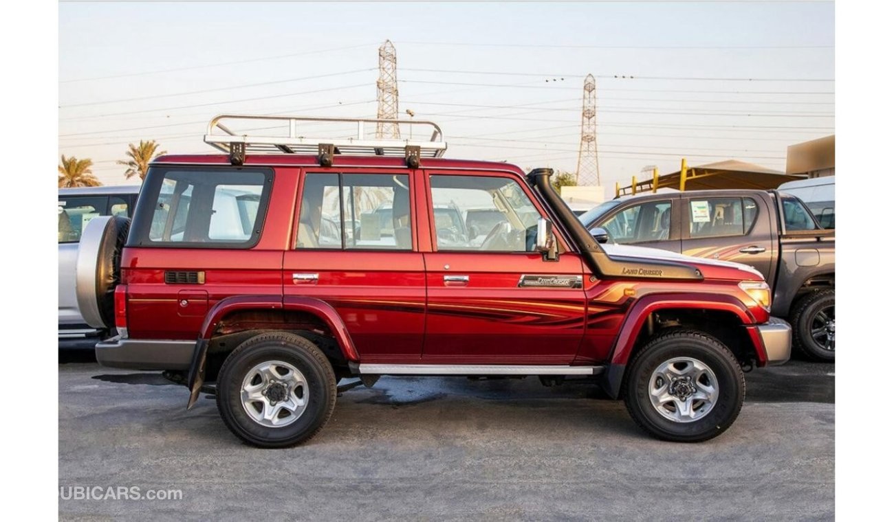 تويوتا لاند كروزر هارد توب Toyota Land Cruiser 4.0L V6 MT Hardtop 5-Door -Manual Gear- Red