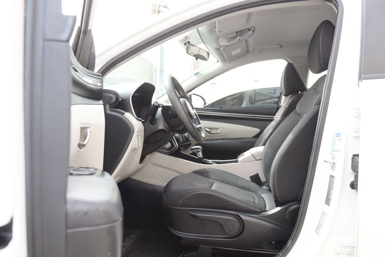 Hyundai Tucson Comfort 2.0L HYUNDAI TUCSON 2023 - GCC -2.0L - Price 78,000 - KM 75,000 - In Excellent Condition
