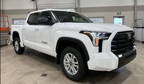 Toyota Tundra SR5 Crew Max 3.5L 4WD