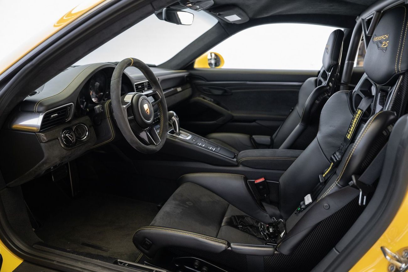 بورش 911 GT2 RS 3.8L