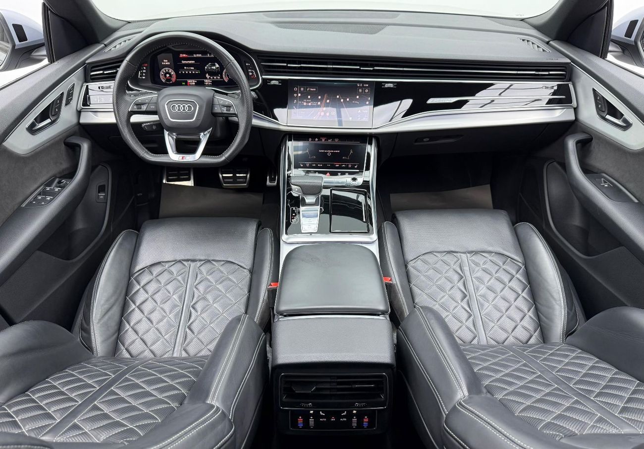 Audi Q8 55 TFSI quattro S-Line 3.0L (340 HP) 2019 Audi Q8 55 TFSI Quattro S-Line, Full Service History, Exce