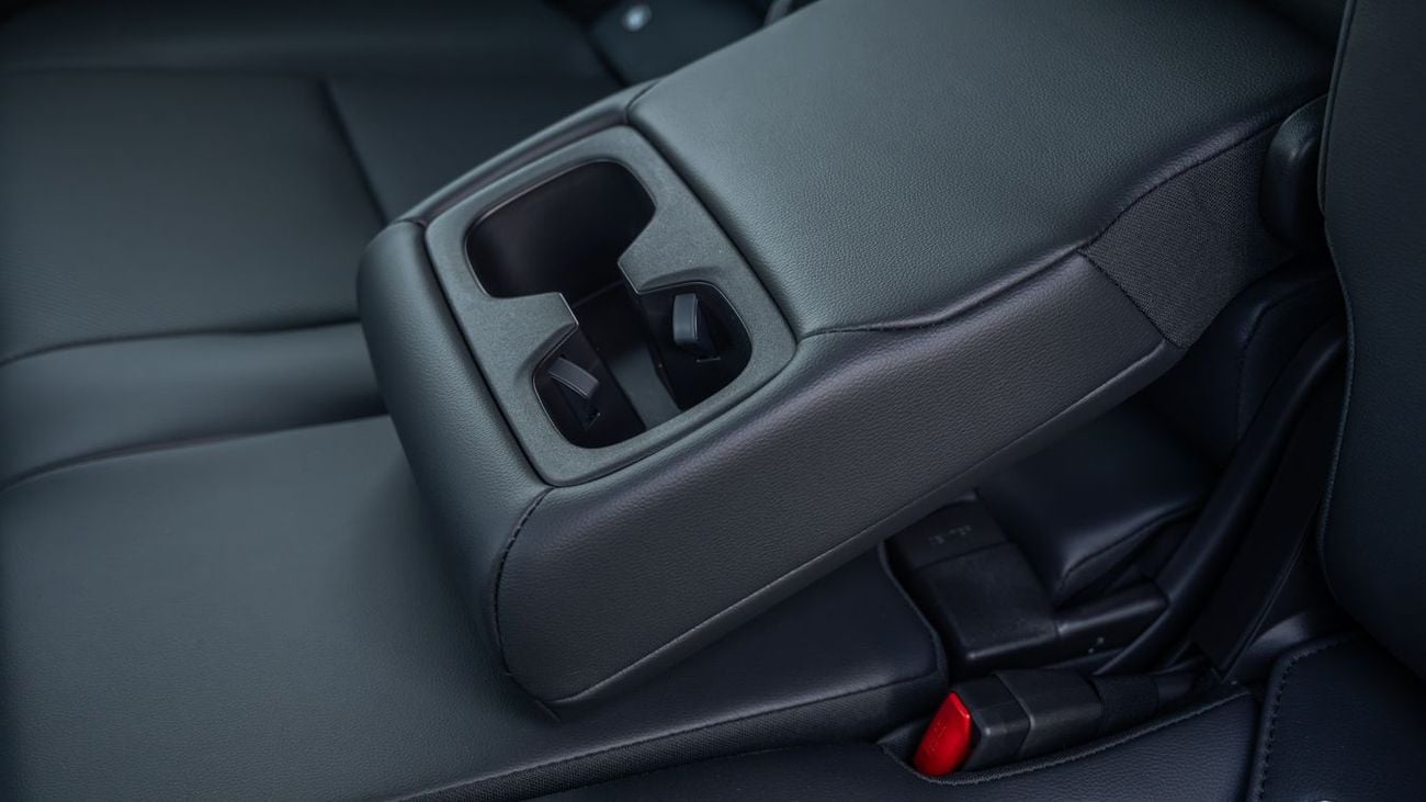 تويوتا برادو TOYOTA PRADO 2.4 ALR MID -2026YM