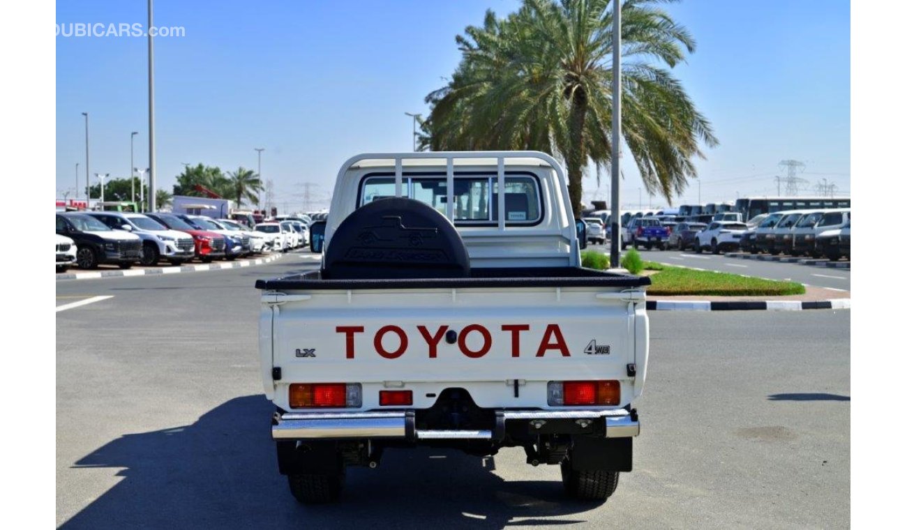 Toyota Land Cruiser Pick Up Single Cab 2.8L 4WD Automatic - Top Option