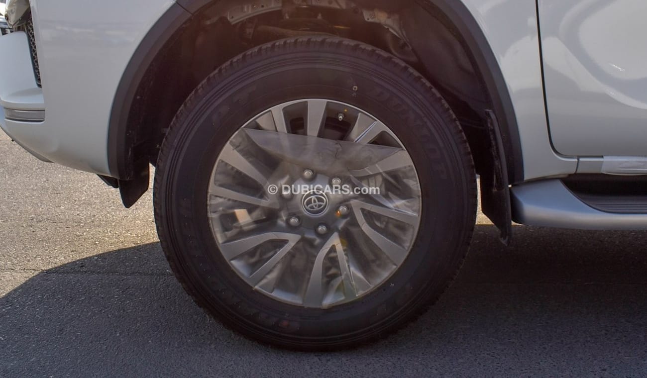 تويوتا فورتونر 4.0 SR5 V6