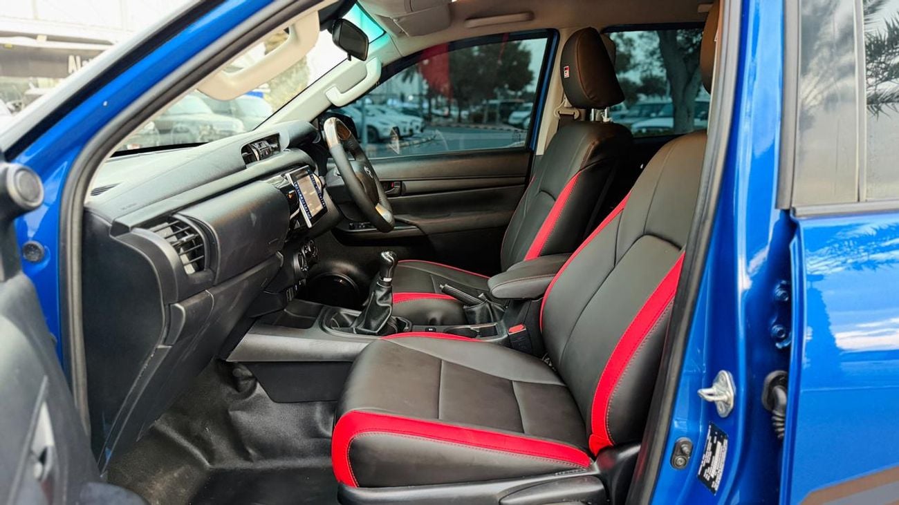 Toyota Hilux GR SPORTS BODY KIT INSTALLED | DOUBLE CABIN | MANUAL TRANSMISSION | 2.8L DIESEL | POWER SEATS | SPOR