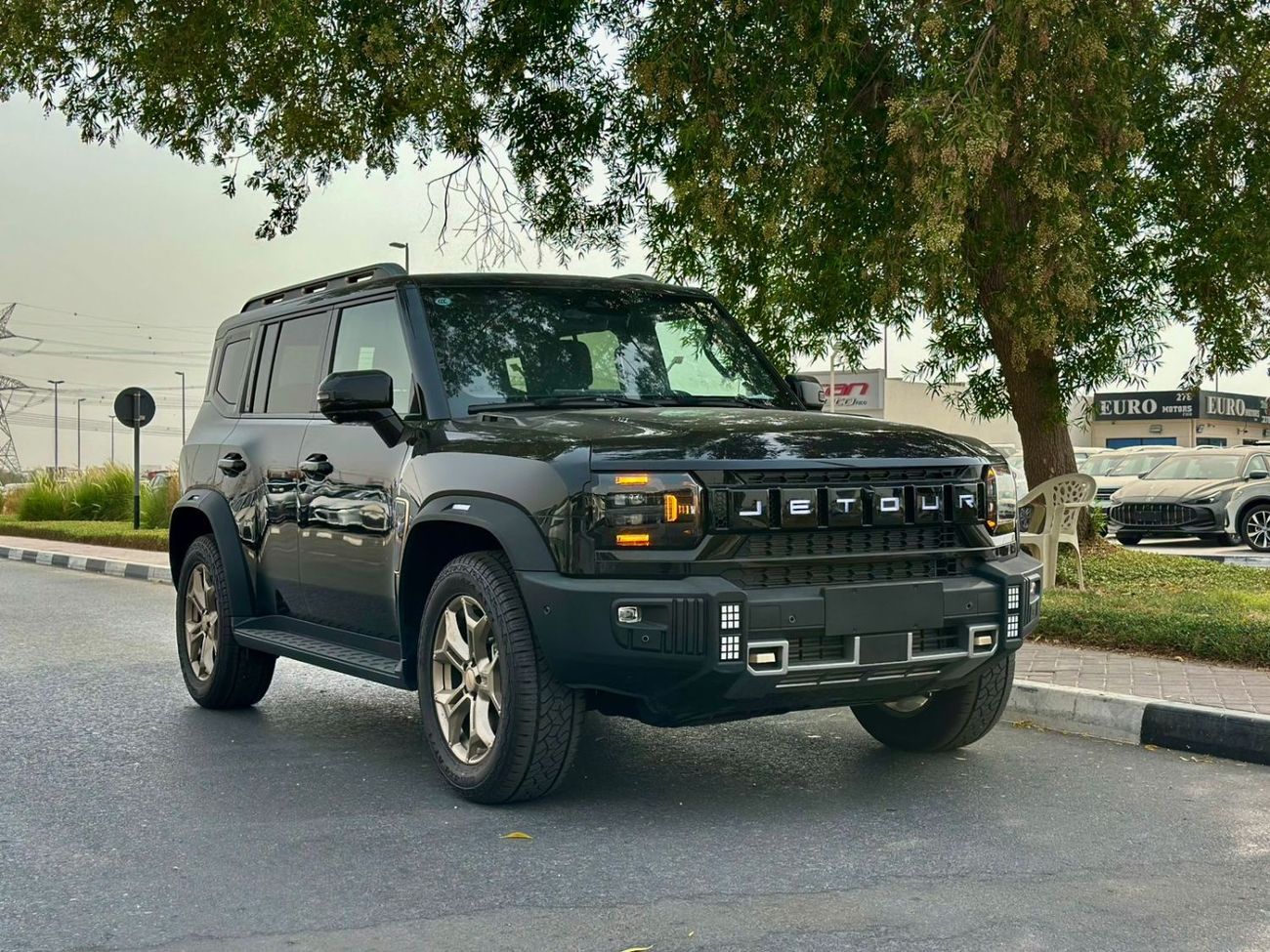 Jetour T2 Luxury CONQUEST PRO TRAVEL+ 2.0L TURBO FULL OPTION A/T model 2025