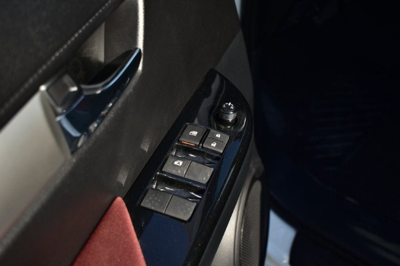 Toyota Hilux GLXS-G 2.7L PETROL AT