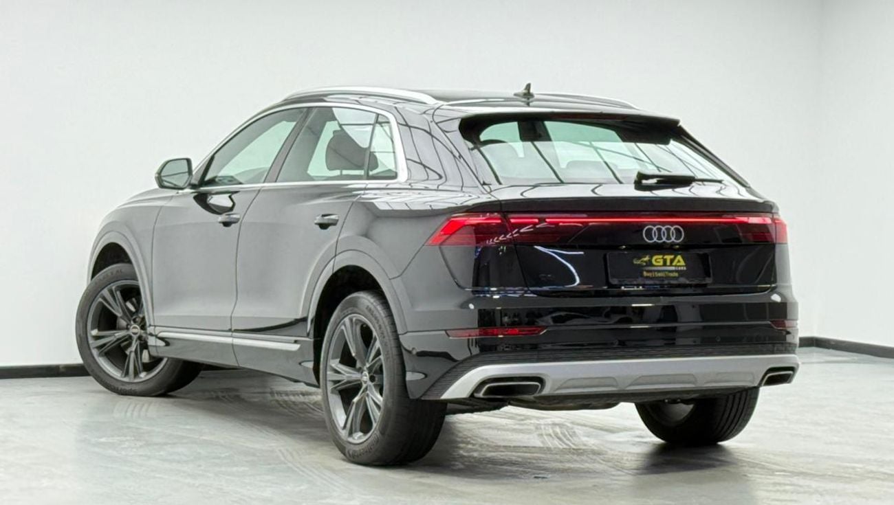 Audi Q8 2024 Audi Q8 Progress 55 TFSI Quattro, 2029 Audi Warranty + Service Pack, Low Km, Fully Loaded, GCC