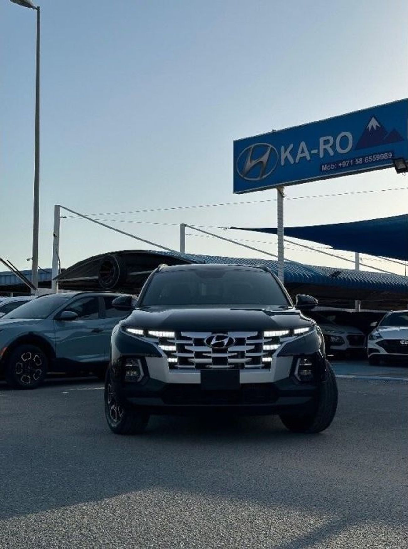 Hyundai Santa Cruz the car is in perfect condition, 2022 with an engine capacity of 2.5 turbocharged 4wd with a mileage