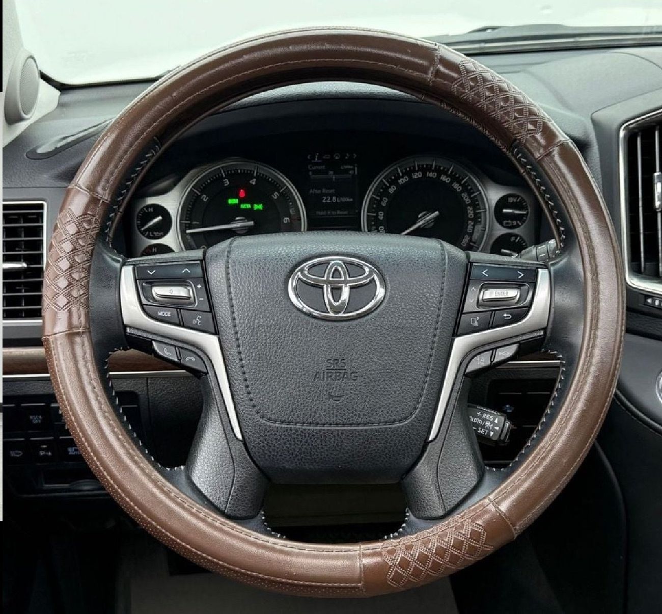 تويوتا لاند كروزر 