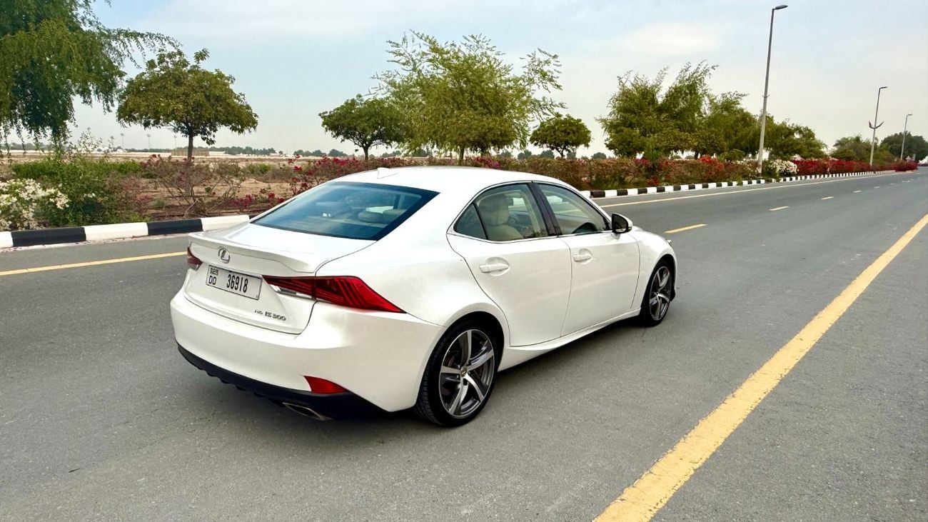 لكزس IS 300 Platinum 2.0L