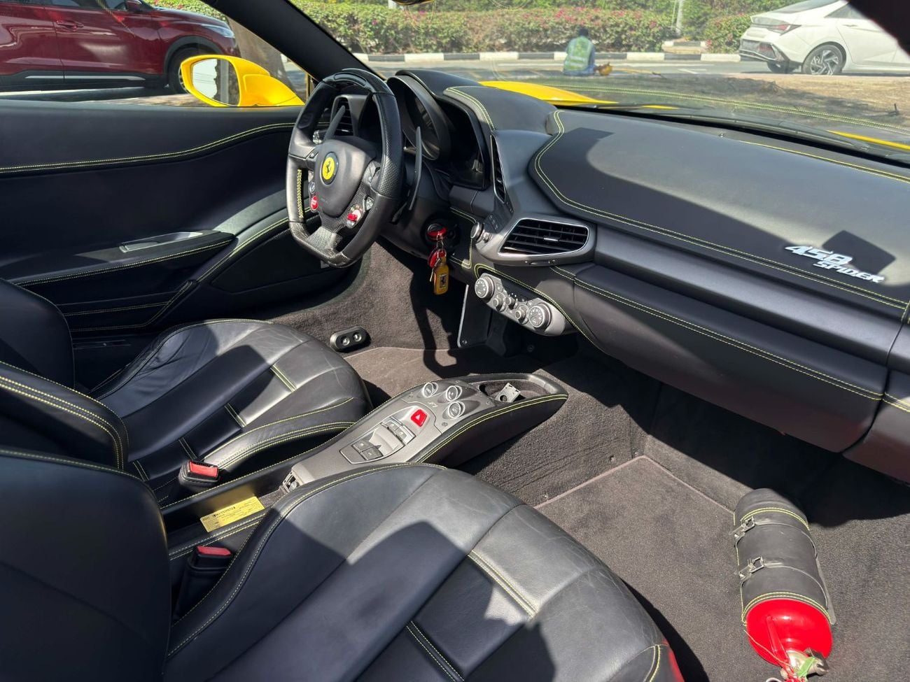 فيراري 458 سبايدر GCC SPEC NEAT AND CLEAN