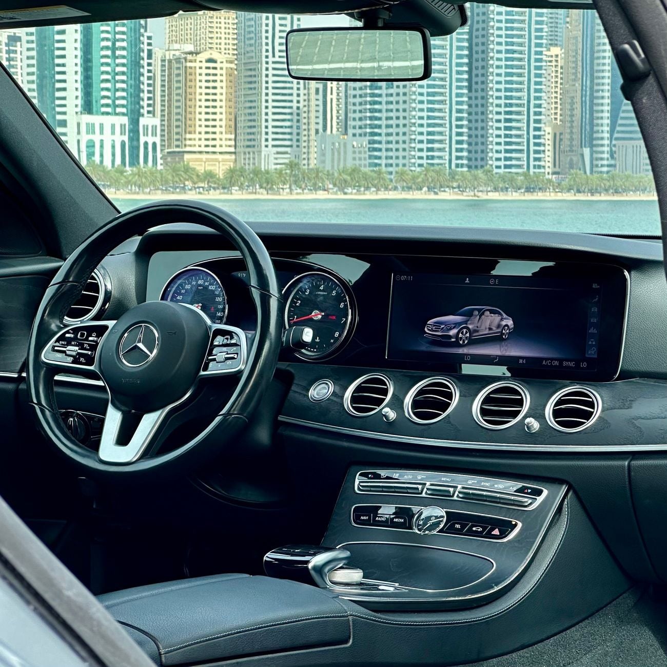 مرسيدس بنز E300