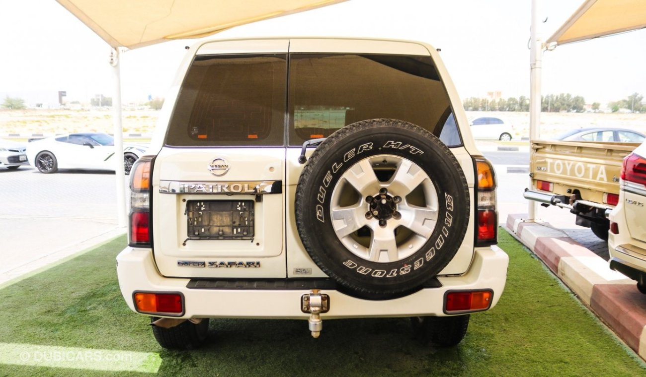 Nissan Patrol Super Safari