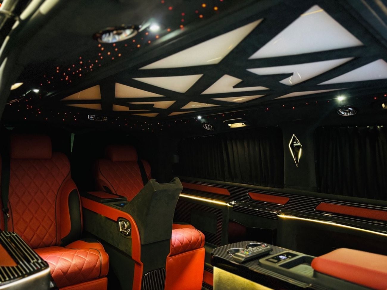 مرسيدس بنز V 250 AVANTGARDE LWB