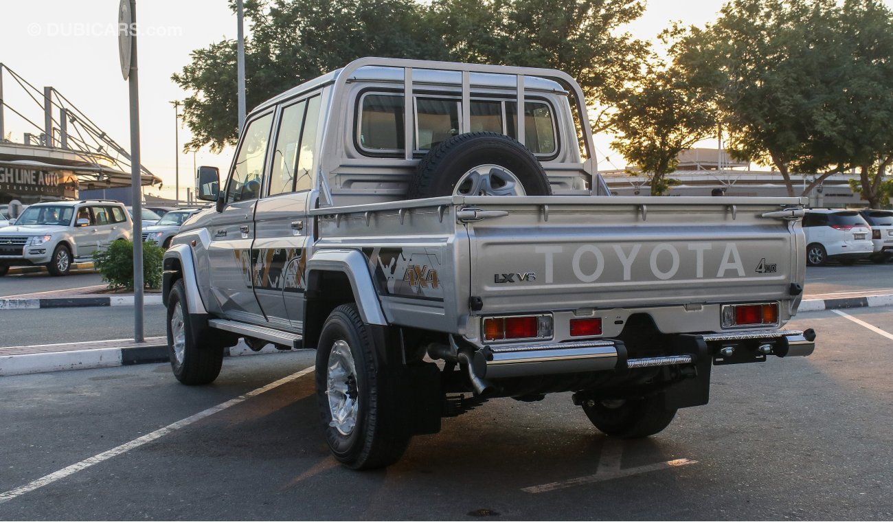 Toyota Land Cruiser Pick Up LX V6