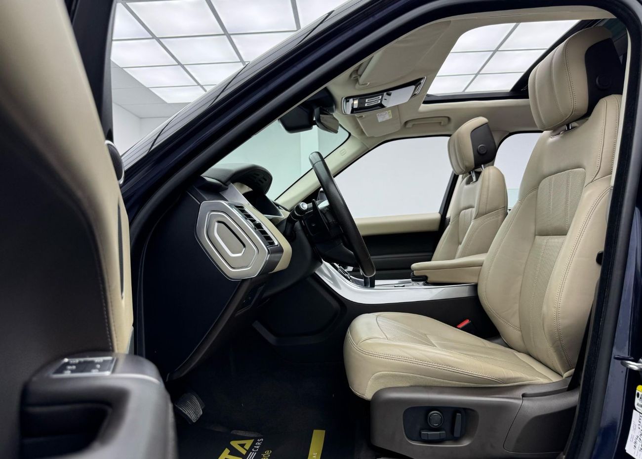 Land Rover Range Rover Sport HSE 3.0L (340 HP) 2019 Range Rover Sport HSE V6, Warranty, Full Range Rover Service History, Low Kms