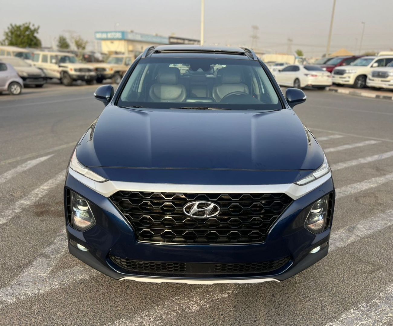 Hyundai Santa Fe 2020 Hyundai Santafe Full Option Panoramic View - 2.4L V4 - With Radar & Sensor -