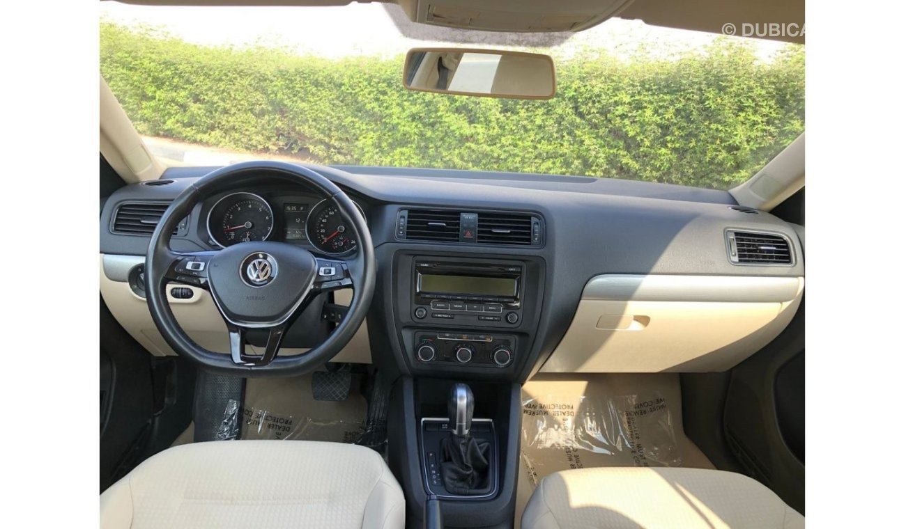 فولكس واجن جيتا ONLY 705 X 60 MONTH EXCELLENT CONDITION UNLIMITED KM.WARRANTY VOLKSWAGEN JETTA 2016. ....