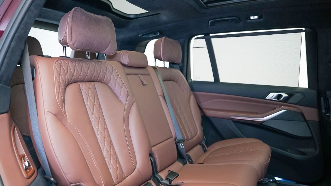 BMW X7 XDrive40i 3.0L Individual | Special Offer | AED 3,376 PM | Low KM, Full Individual Option |