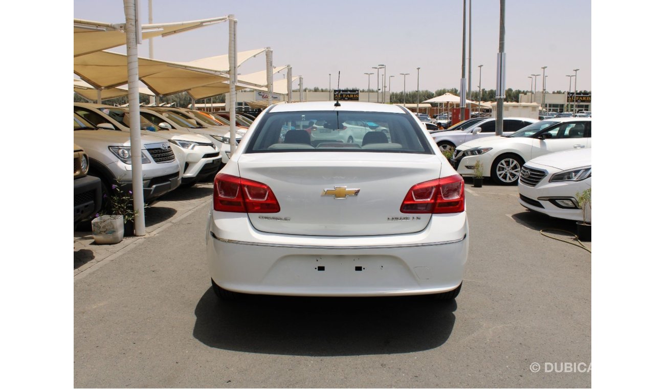 Chevrolet Cruze LT - MID OPTION - CAR IS IN PERFECT CONDITION INSIDE OUT