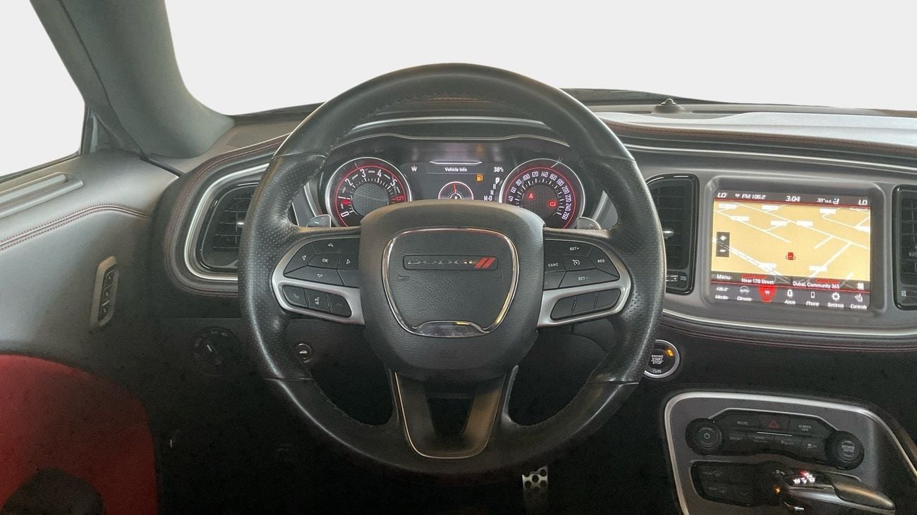 دودج تشالينجر 5.7 AUTO R/T | شامل الضمان | 0 ﺪﻔﻋﺓ ﺃﻮﻟﻯ