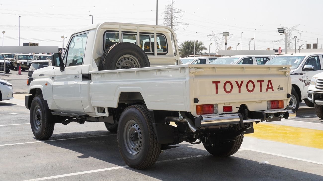 Toyota Land Cruiser Pick Up