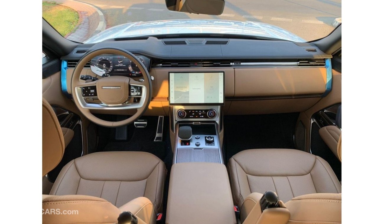 Land Rover Range Rover GCC SPEC UNDER WARRANTY AND SERVICE CONTRACT