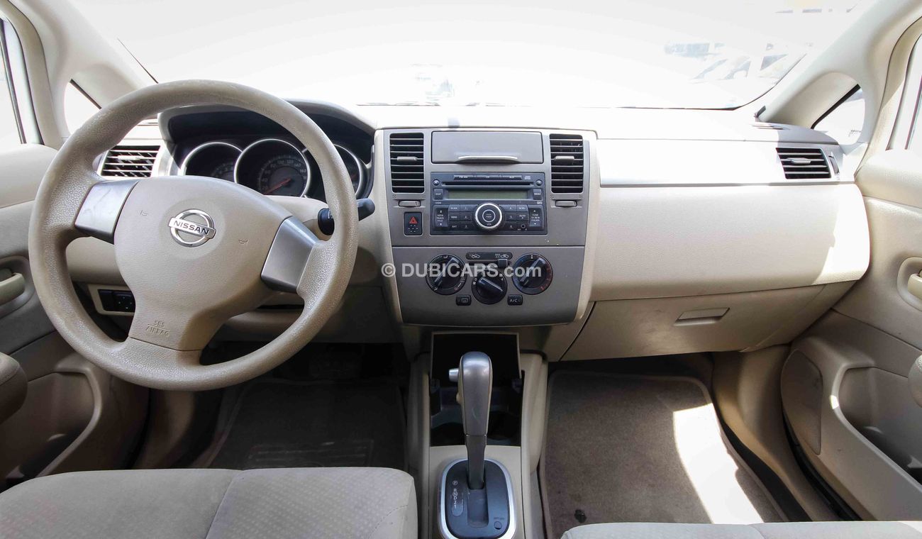 Nissan Tiida 1.8