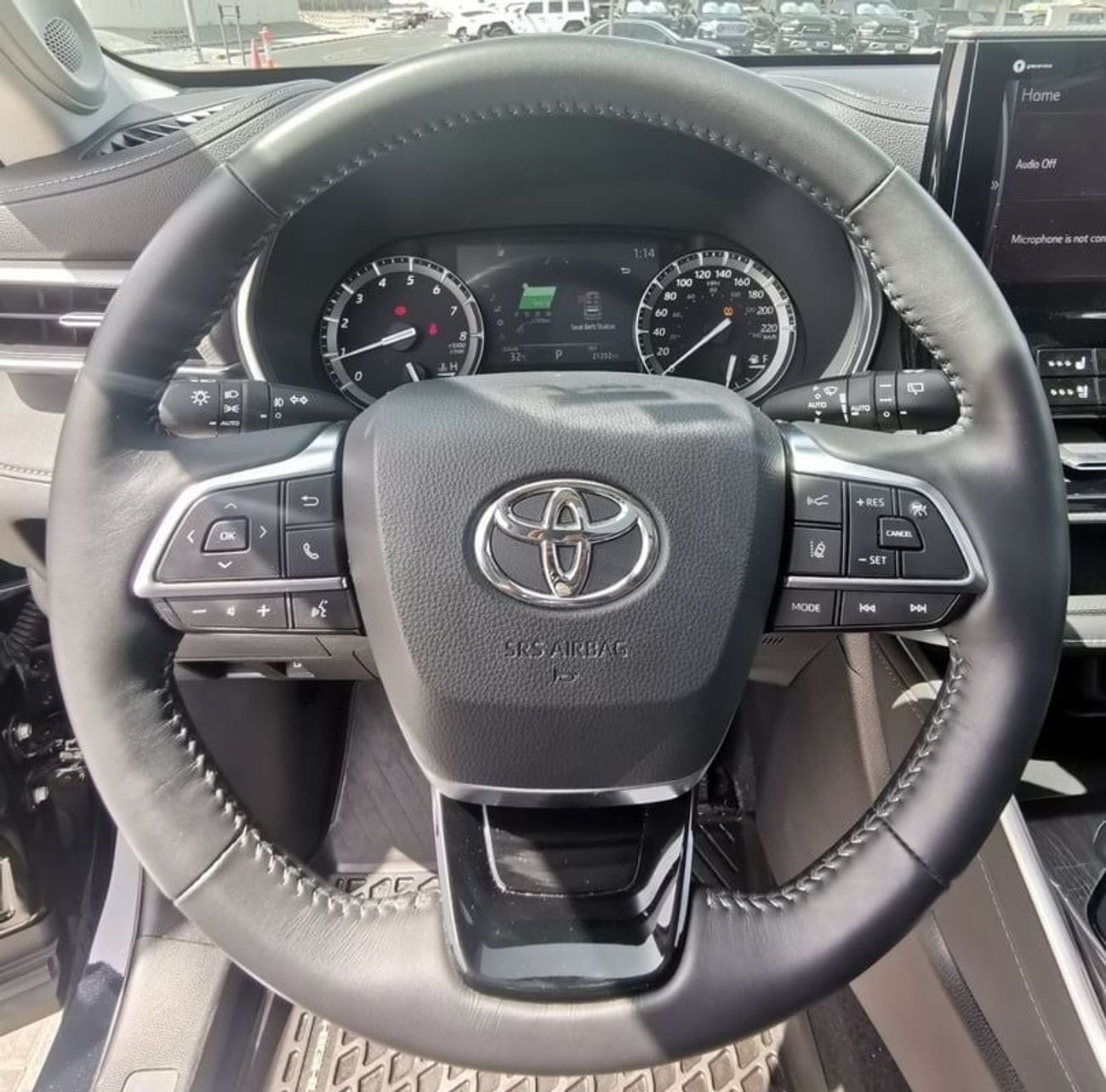 Toyota Highlander TOYOTA HIGHLANDER PLATINUM -2021 BLACK