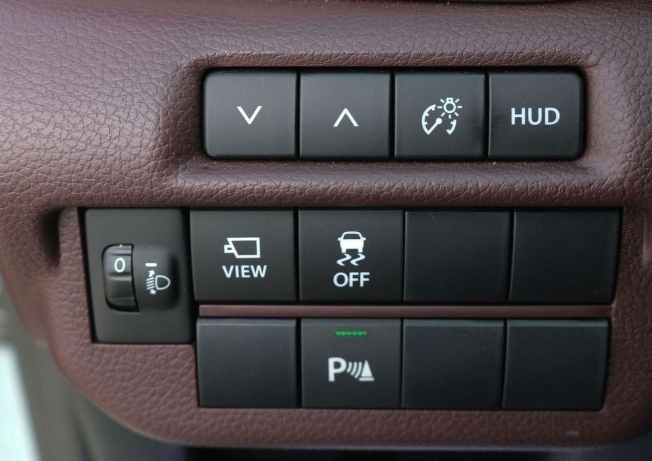 Suzuki Fronx GLX 1.5L | 9 inch Display Audio | 360 Camera | HUD | 6 Airbags | 2025 - EXPORT ONLY