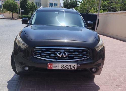 إنفينيتي FX35 Sport