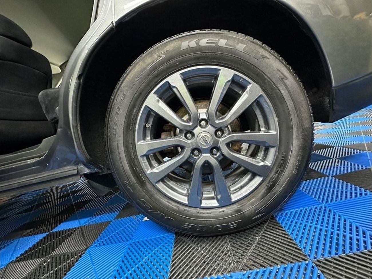 نيسان باثفايندر SV 3.5L (260 HP) FWD