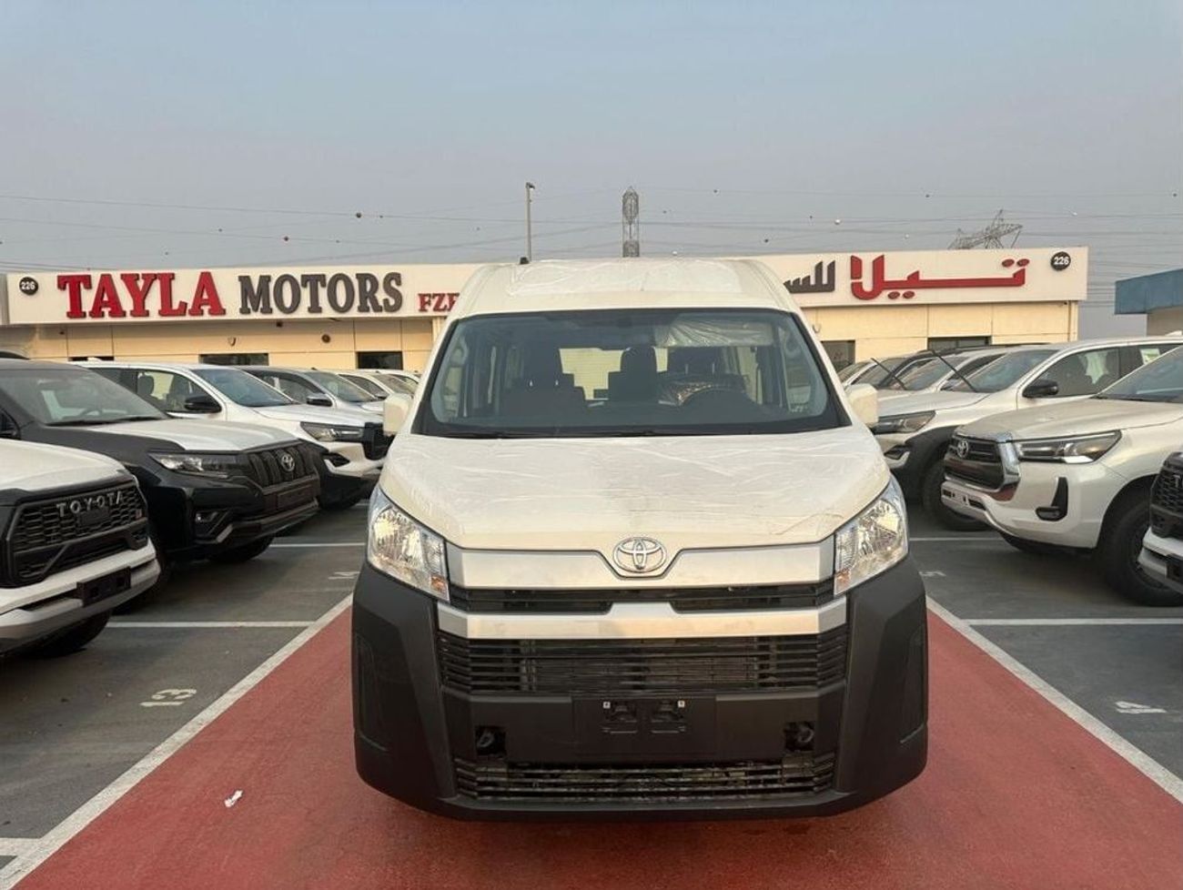 Toyota Hiace TOYOTA HIACE 3.5 L PETROL MANUAL,13SEATS,HIGH/ROOF 2025