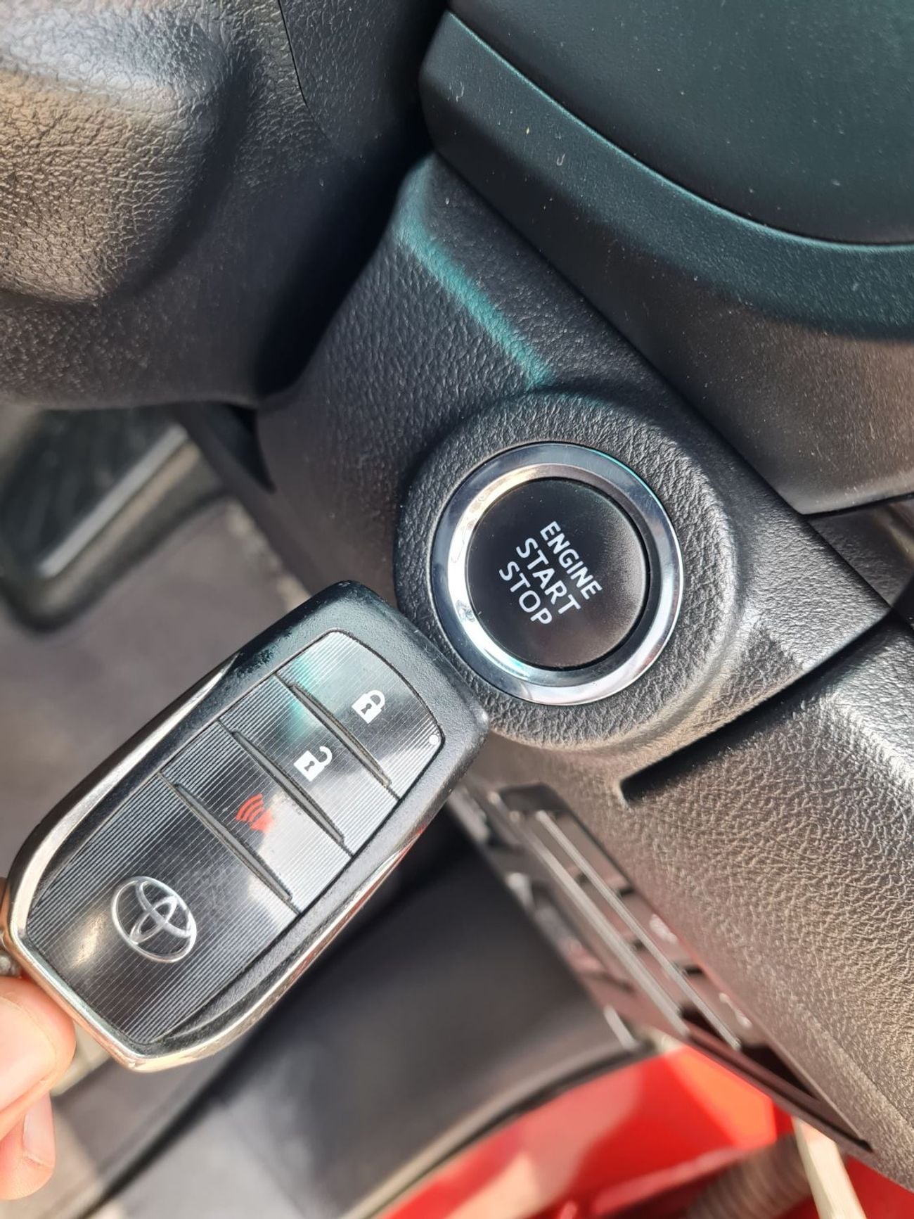 Toyota Hilux ADVENTURE Double Cabin Right Hand Drive Year: *2020* Engine: 2.8 L /V4
