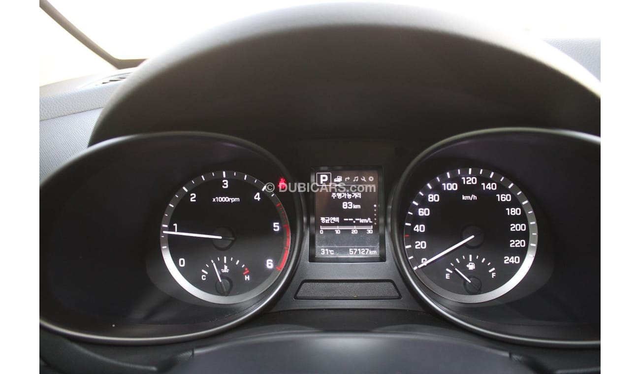 هيونداي سانتا في هيونداي سانتافي 2017 وارد كوريا فل أوبشن ديزل بحالة ممتازة بدون حوادث