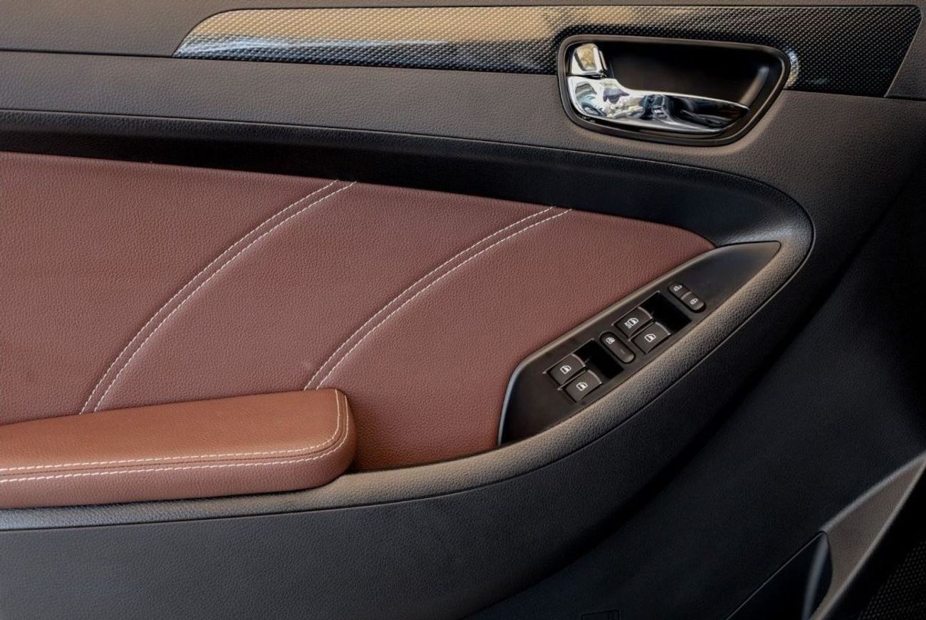 دي اف اس كاي فنغون 580 DFSK Fengon 580 2023 GCC (7 SEATERS, BRAND NEW) under Agency Warranty and Service Contract with Flex