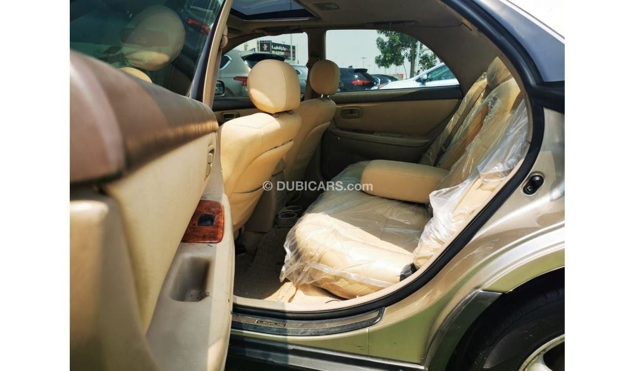 لكزس ES 300 Limited Edition