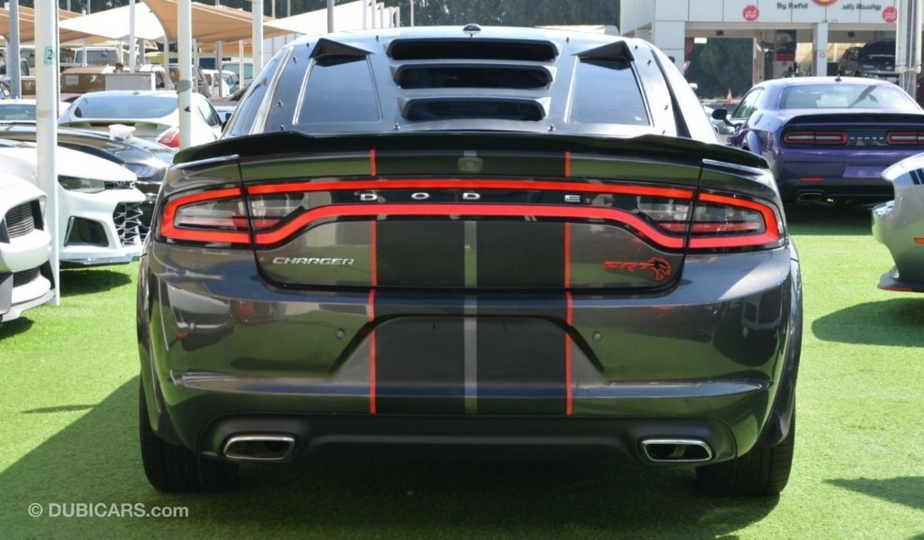 دودج تشارجر Dodge Charger SXT V6 2018/Wide Body/Low Miles/Very Good Condition