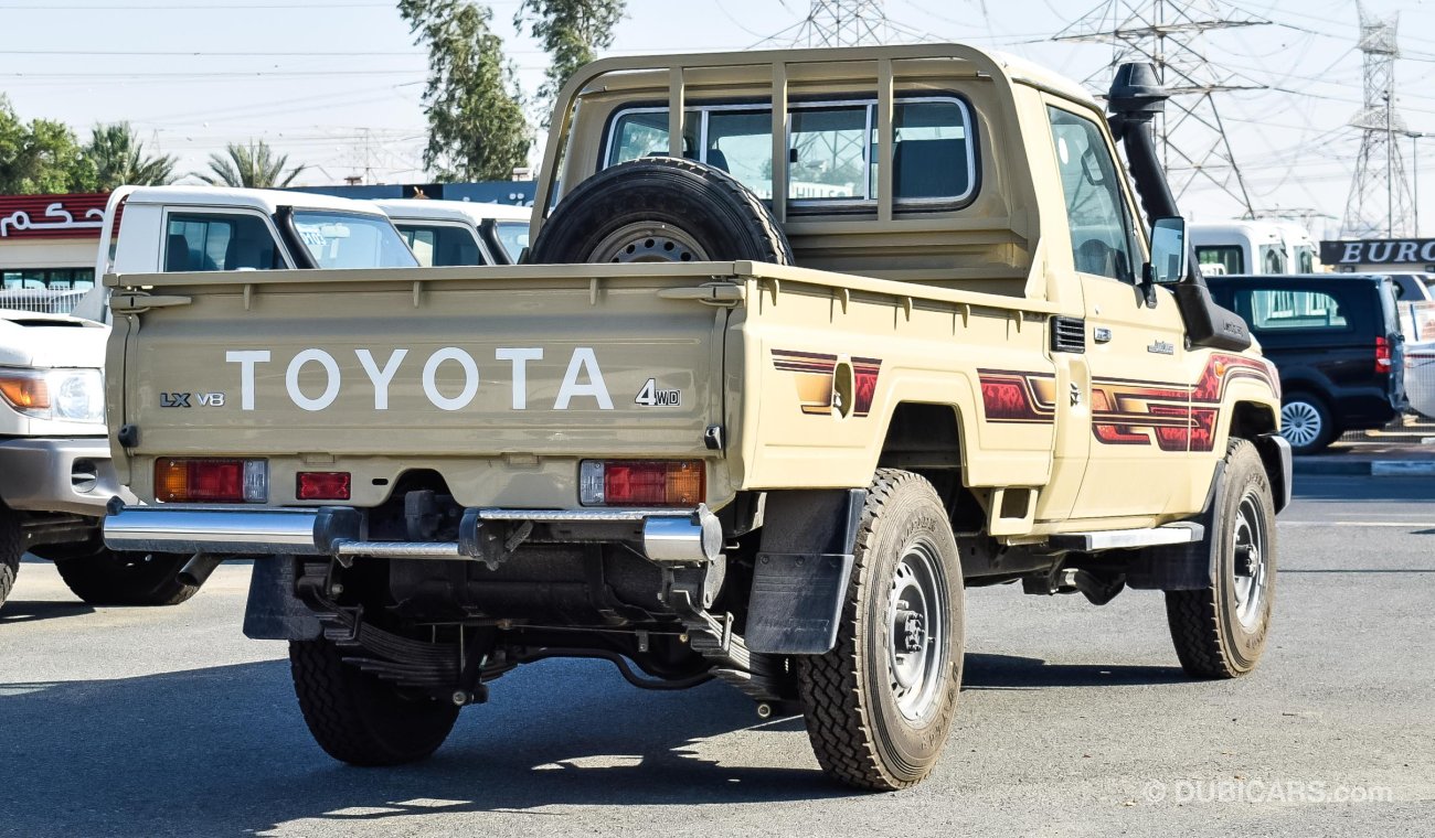 Toyota Land Cruiser Pick Up LX V8 4WD